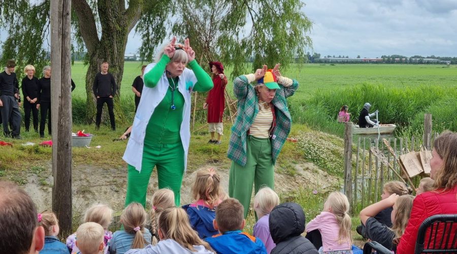 wp-content/uploads/2026/03/Kindervoorstellingen-buiten.jpg